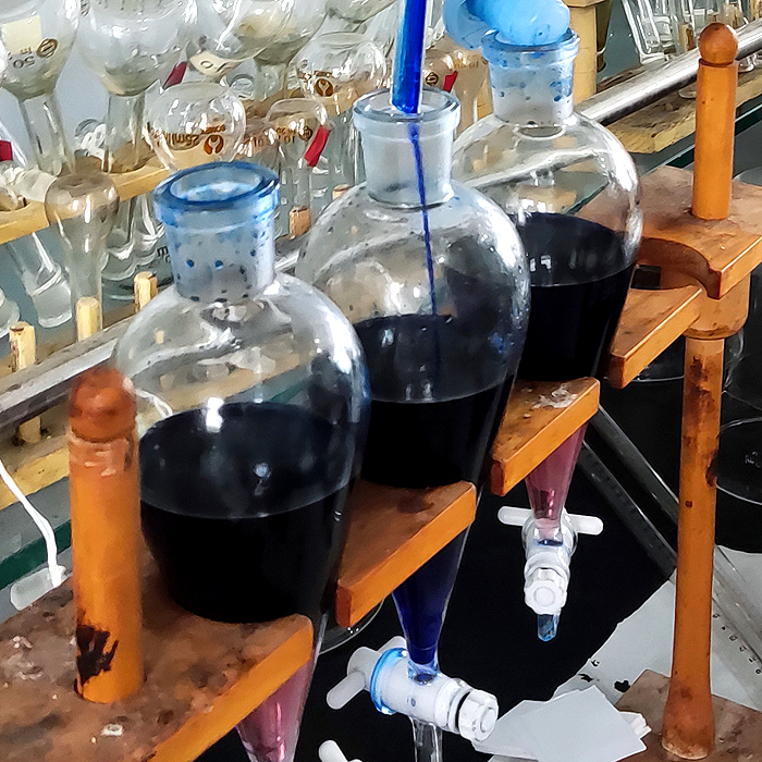 DY272 Nickel Cobalt extractant Bis(2,4,4-trimethylpentyl)phosphinic acid